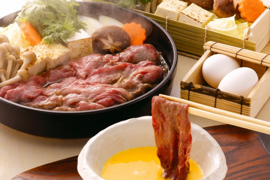 すき焼き 卵一緒に但馬牛